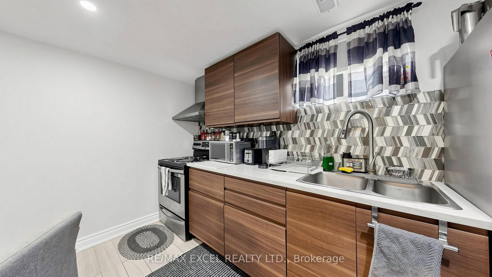 2 Hughes Street - Photo 35