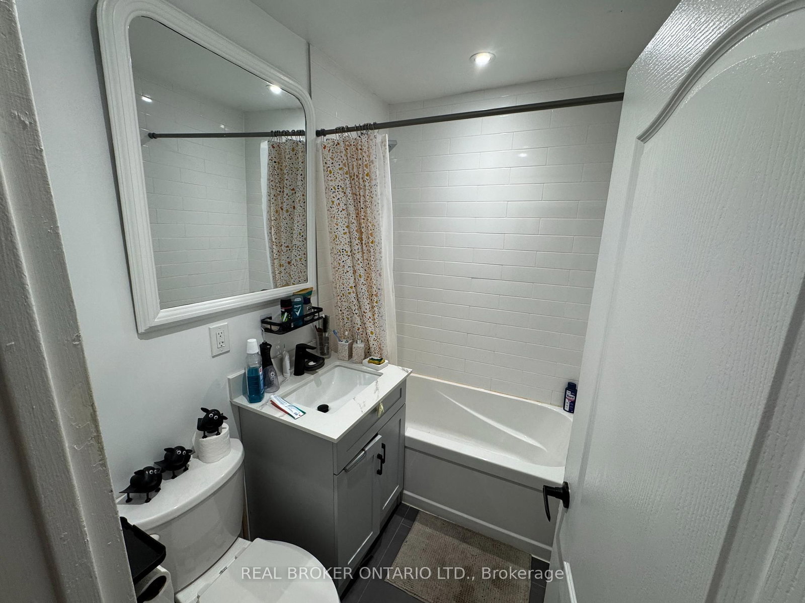 50 Benson Avenue, Unit 2B - Photo 5