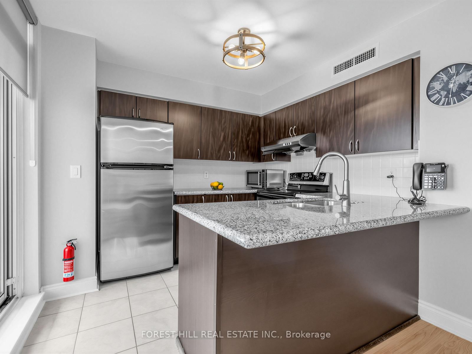 7 North Park Road, Unit 511 - Photo 12