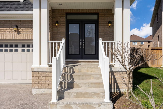 22 Schwalm Crescent