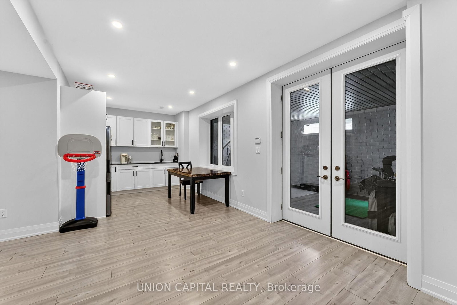 29 Elm Grove Avenue - Photo 32