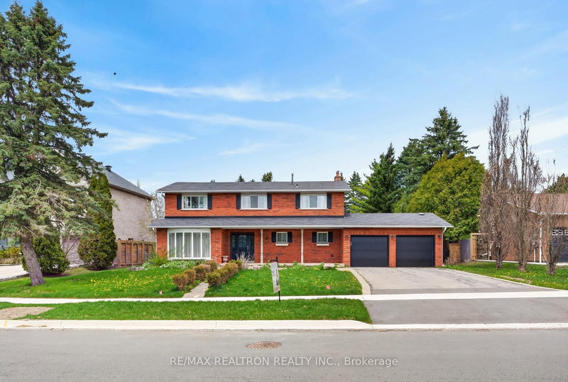 42 Blackforest Dr, Richmond Hill, Ontario