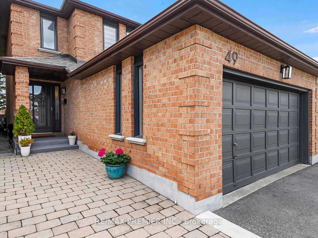 49 Twinberry Crescent - Photo 2