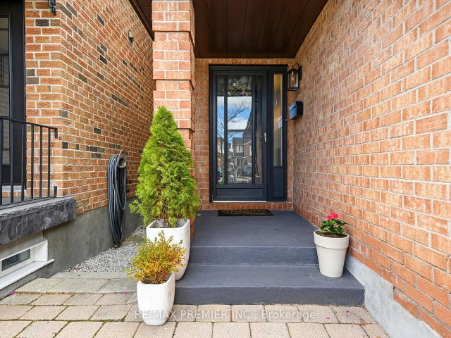 49 Twinberry Crescent
