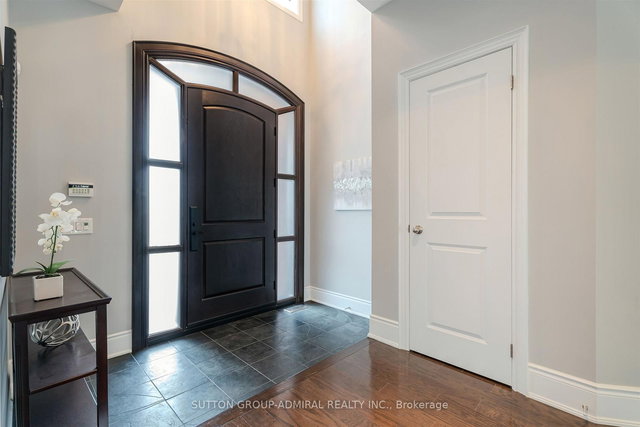 8 Chapel Gully Trail