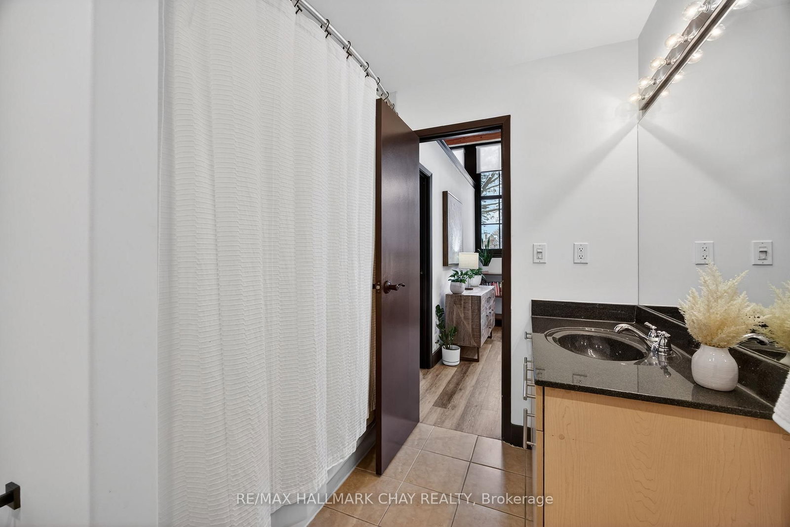 543 Timothy Street, Unit 106 - Photo 21