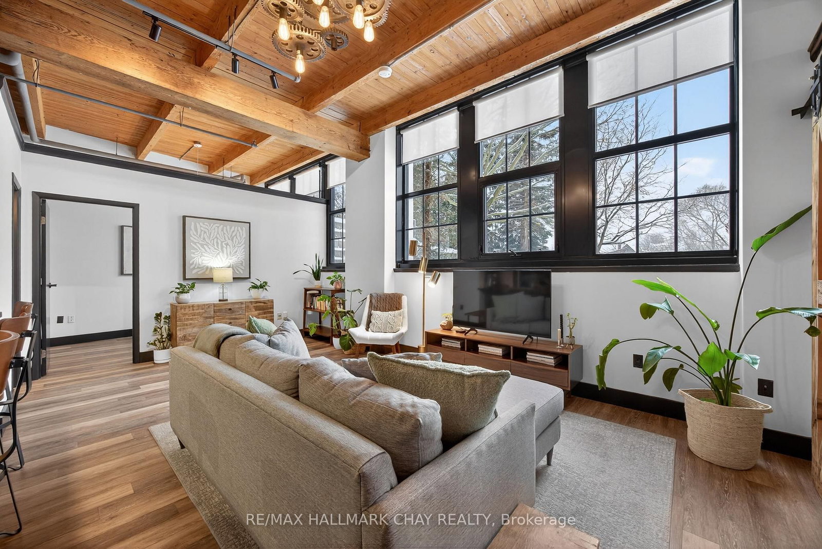 543 Timothy Street, Unit 106 - Photo 6