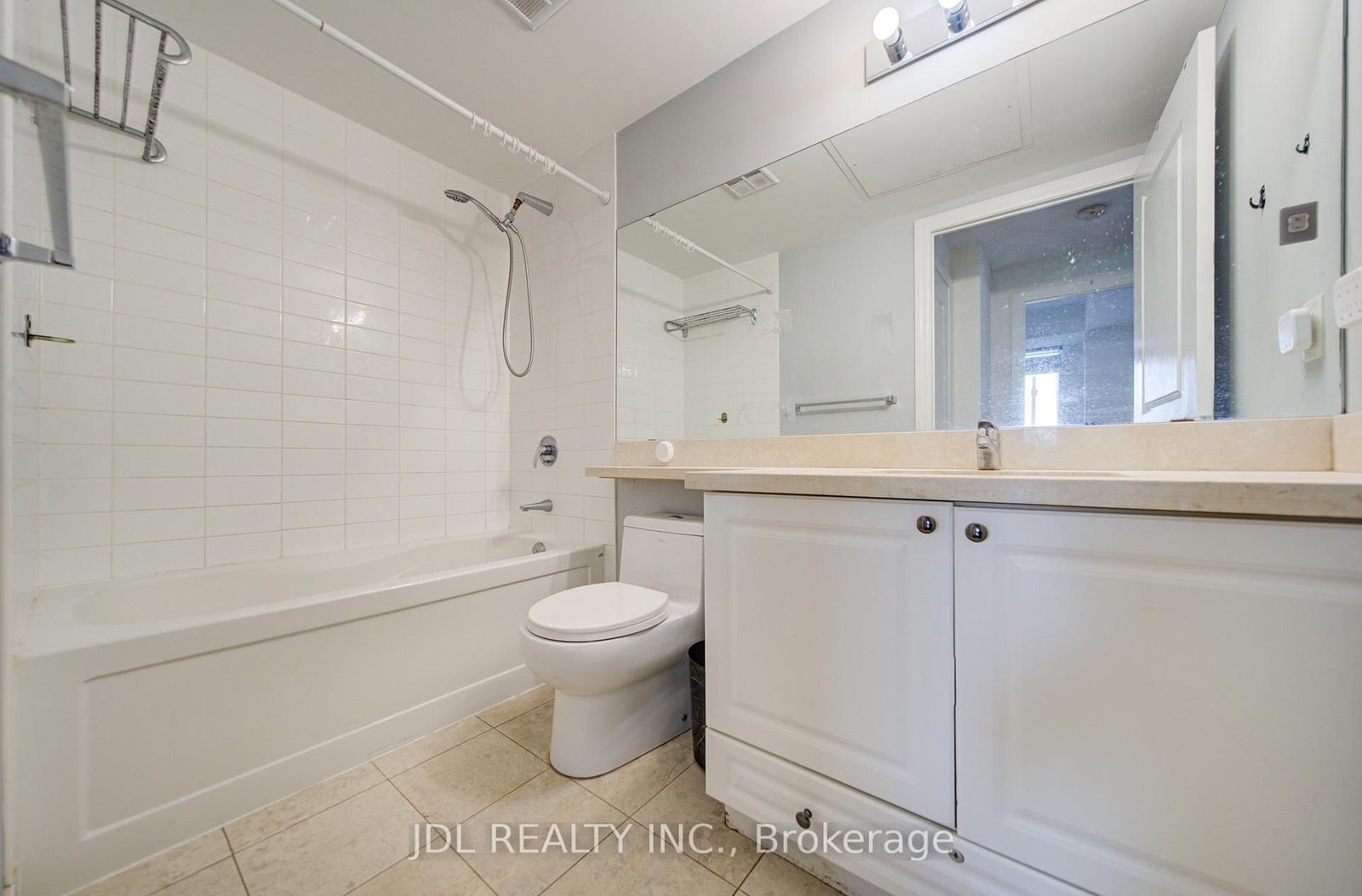 111 Upper Duke Crescent, Unit 214 - Photo 8