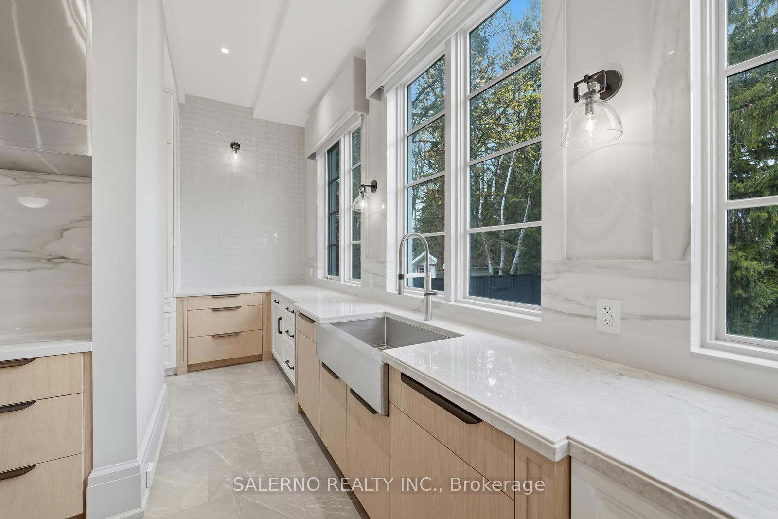 236 Banner Lane - Photo 10