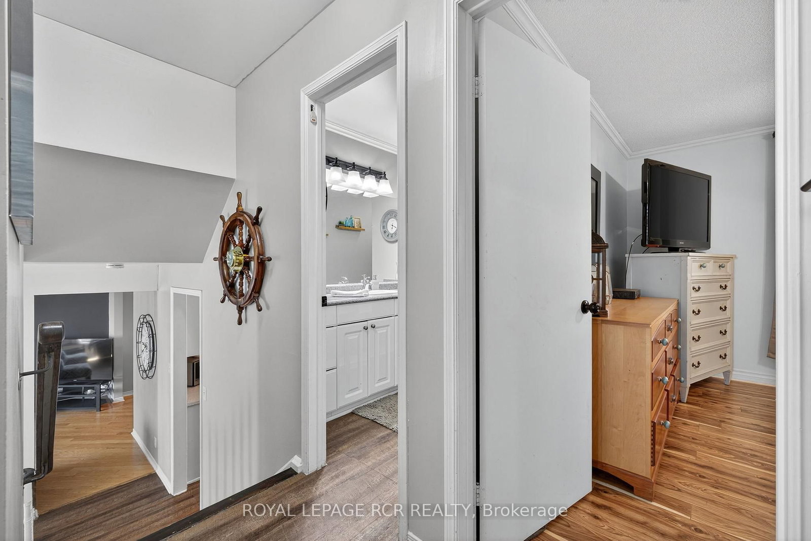 21 Crown Crescent • Bradford West Gwillimbury, ON photo 17
