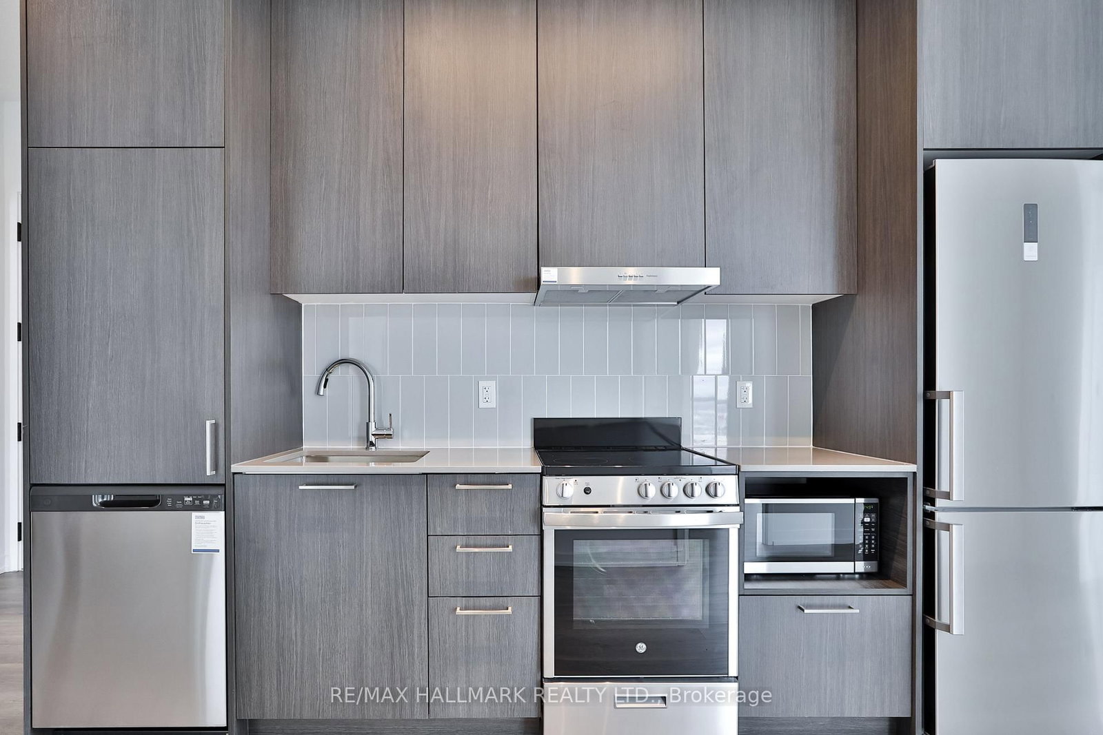 195 Commerce Street, Unit 3206 - Photo 10