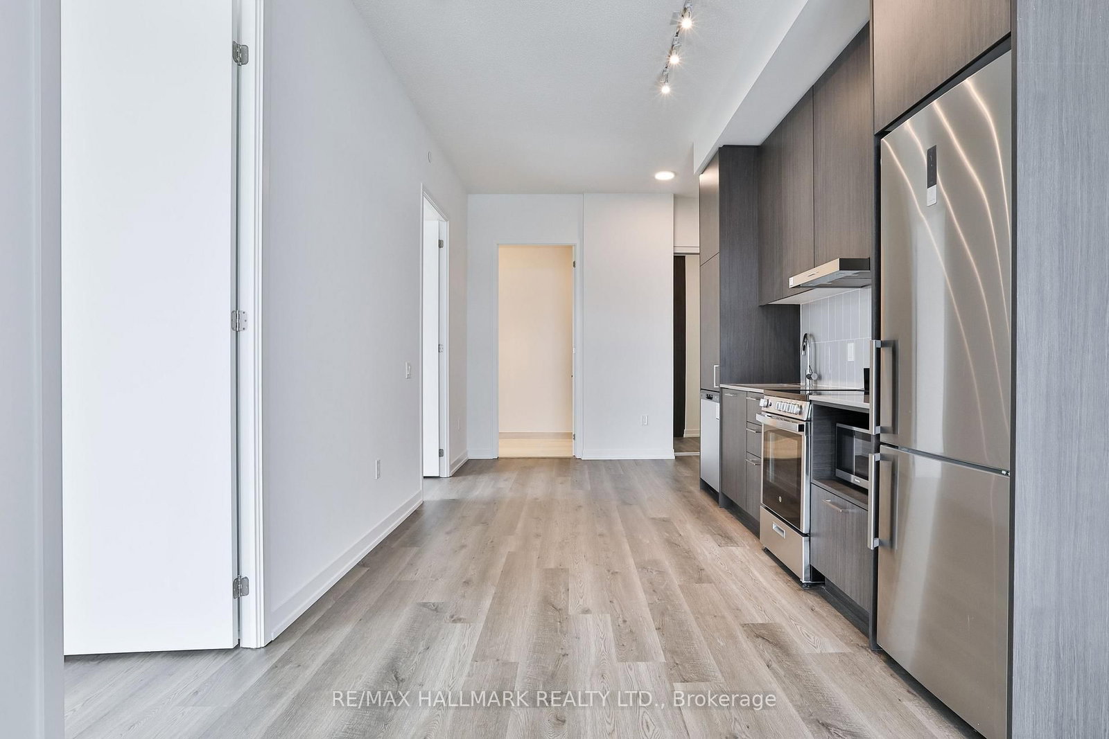 195 Commerce Street, Unit 3206 - Photo 12