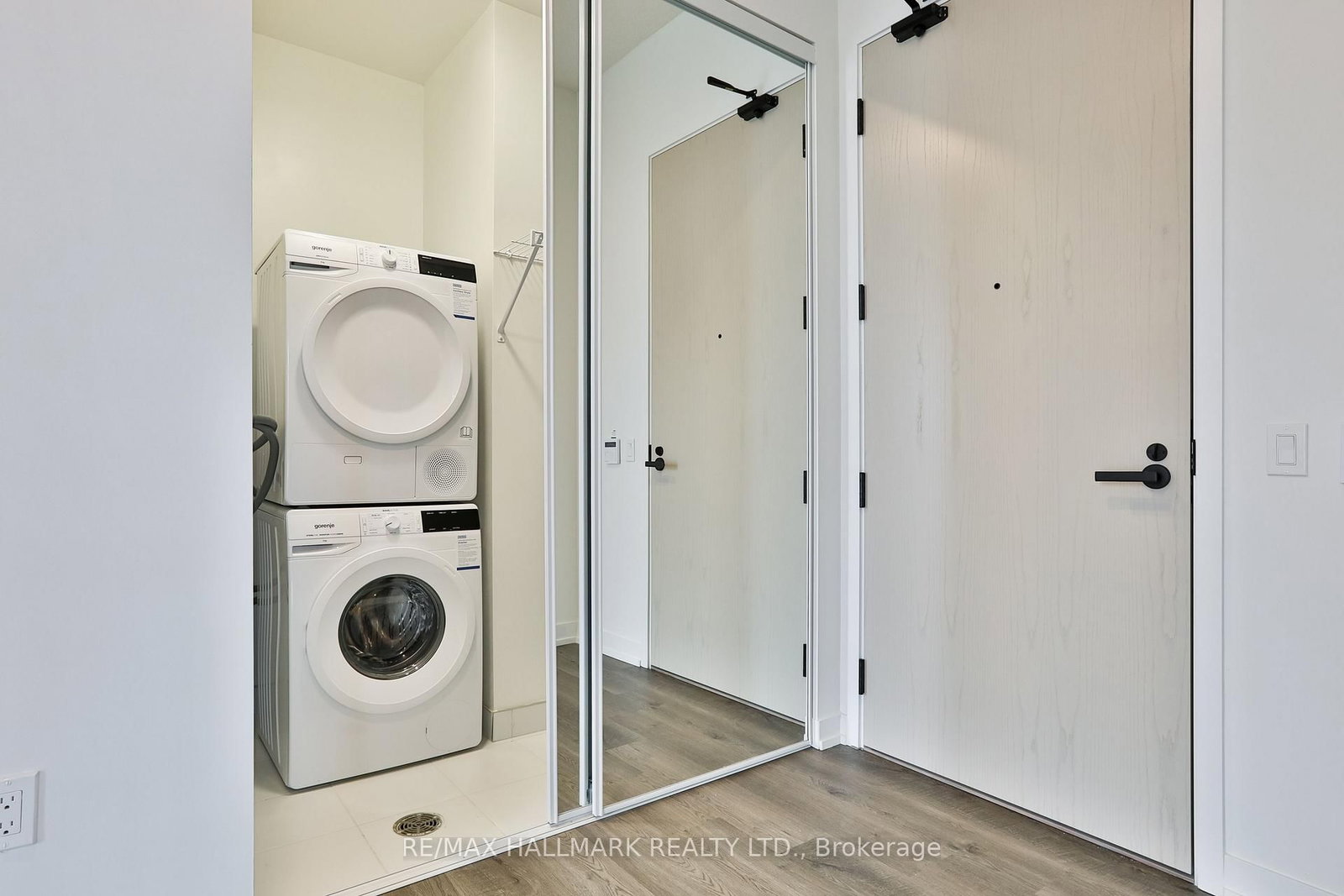 195 Commerce Street, Unit 3206 - Photo 17