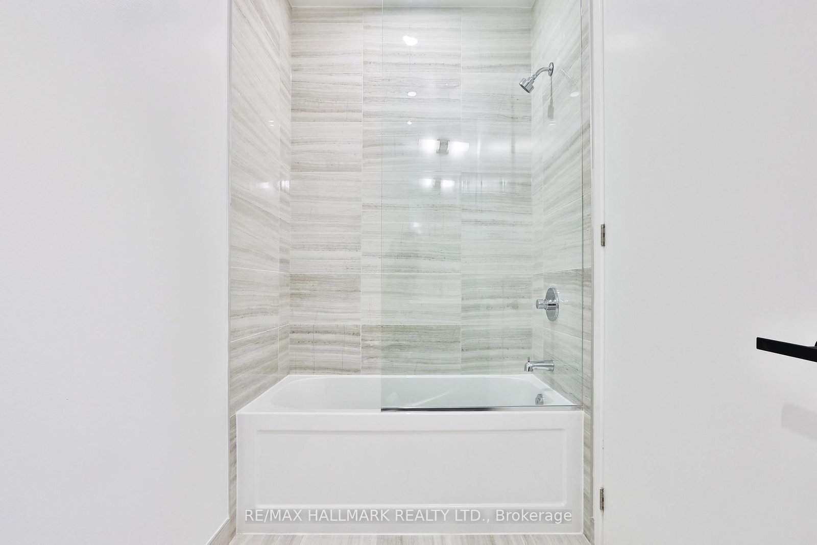 195 Commerce Street, Unit 3206 - Photo 25