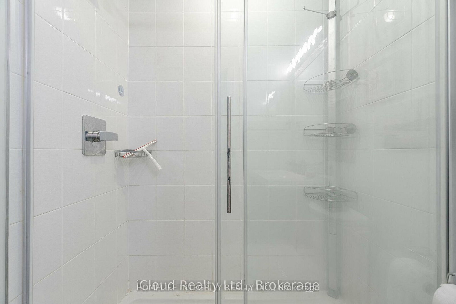 69 Boyne Street, Unit 402 - Photo 13