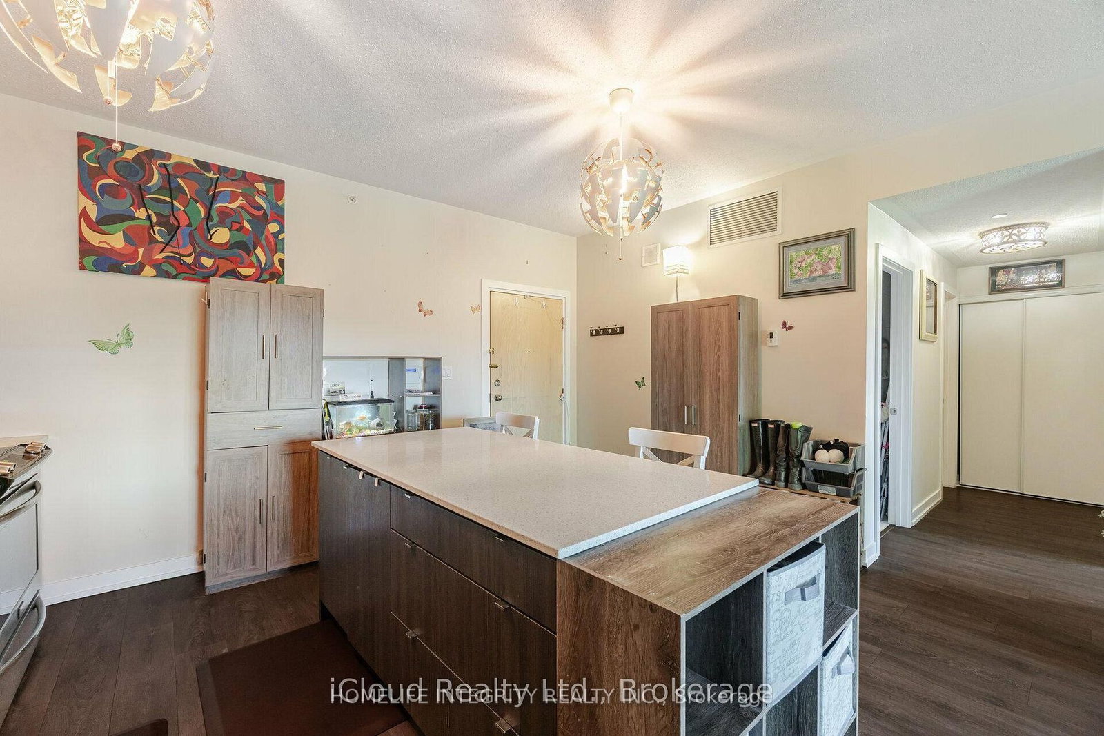 69 Boyne Street, Unit 402 - Photo 7