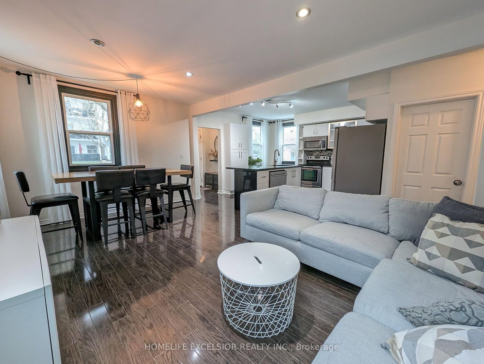4 Albert Street - Photo 11