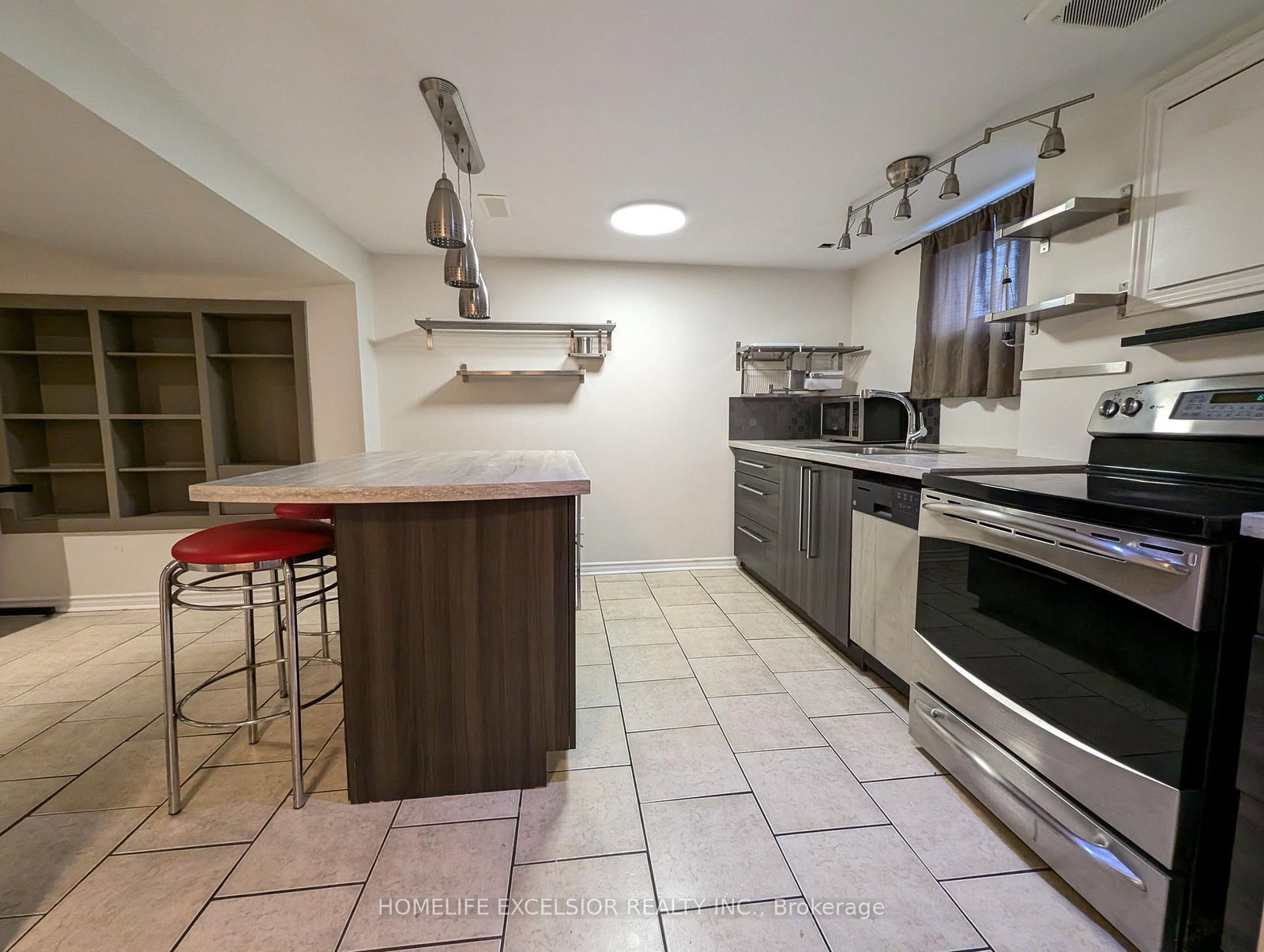 4 Albert Street - Photo 27
