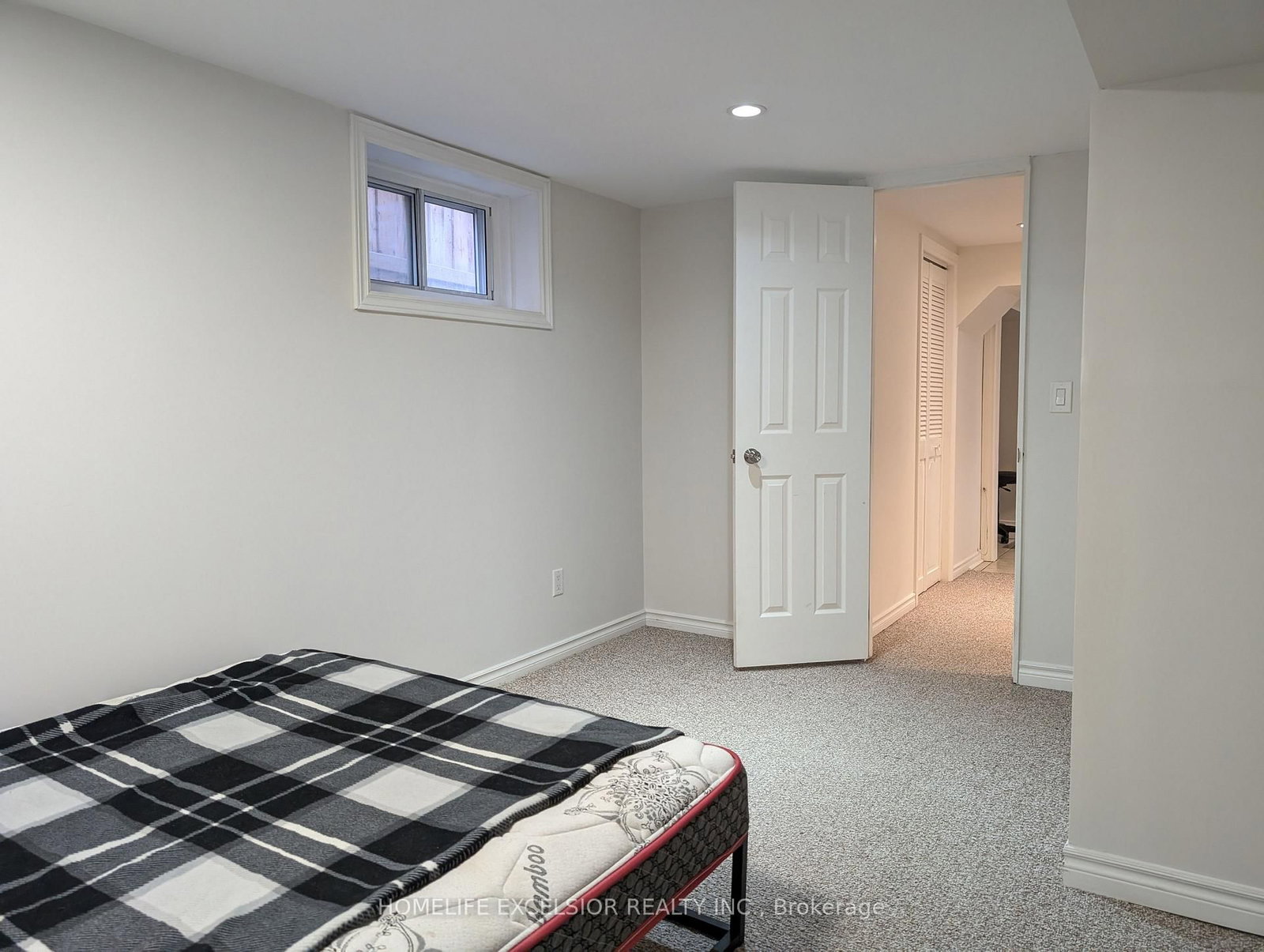 4 Albert Street - Photo 30