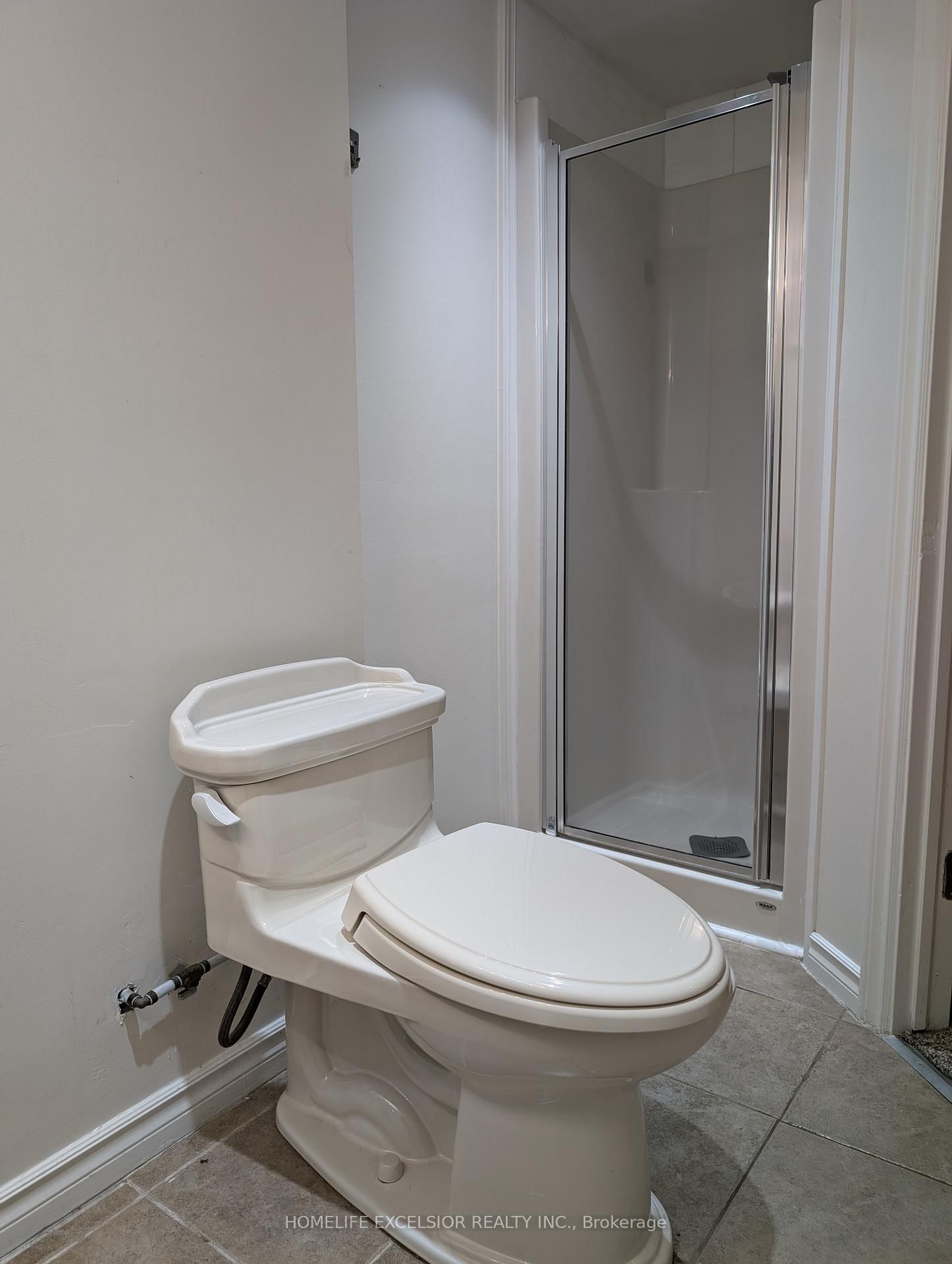 4 Albert Street - Photo 33