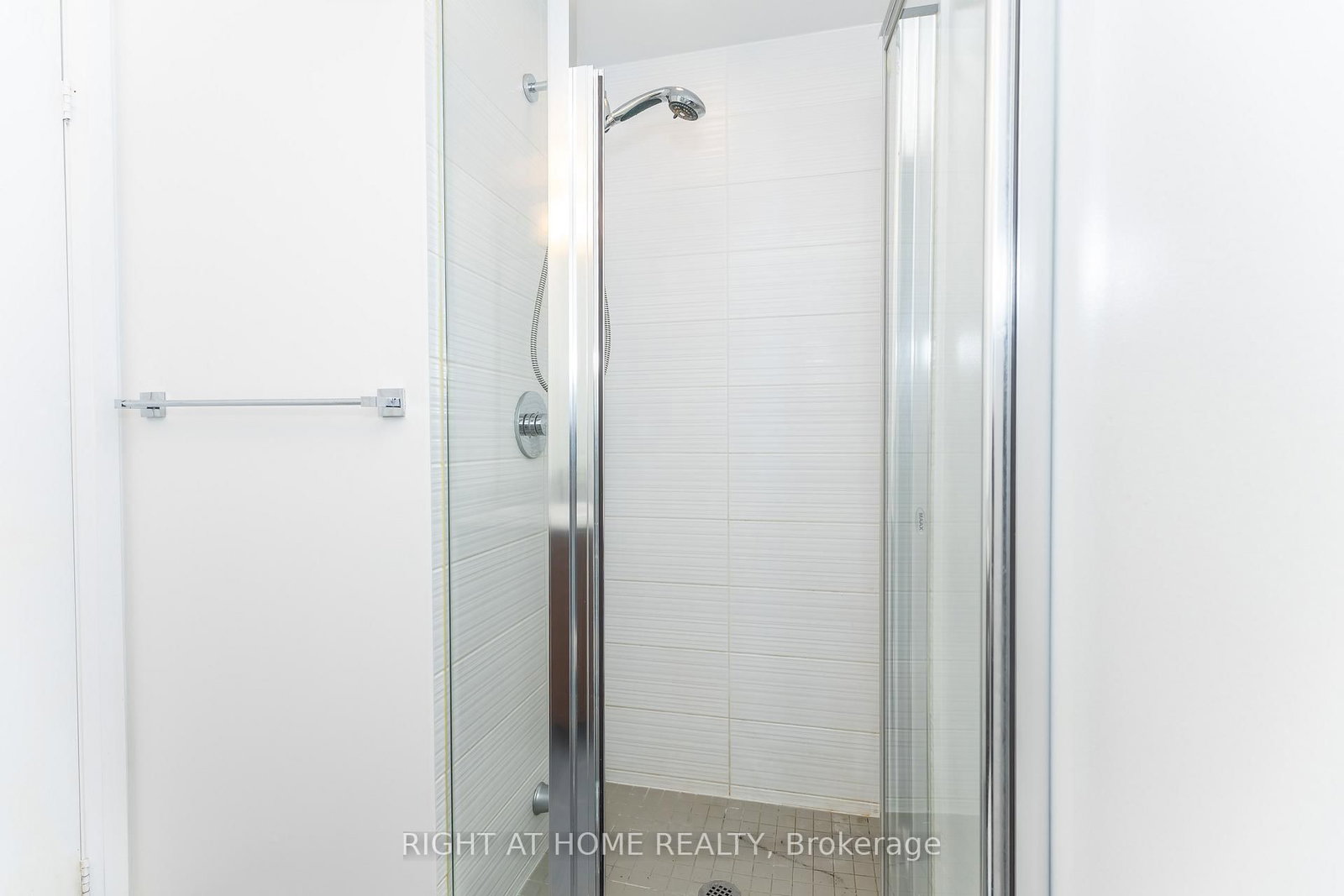 370 E Highway 7 • #1021 • Richmond Hill, ON photo 37