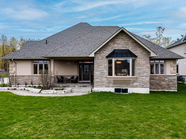 260 Sunnybrae Avenue