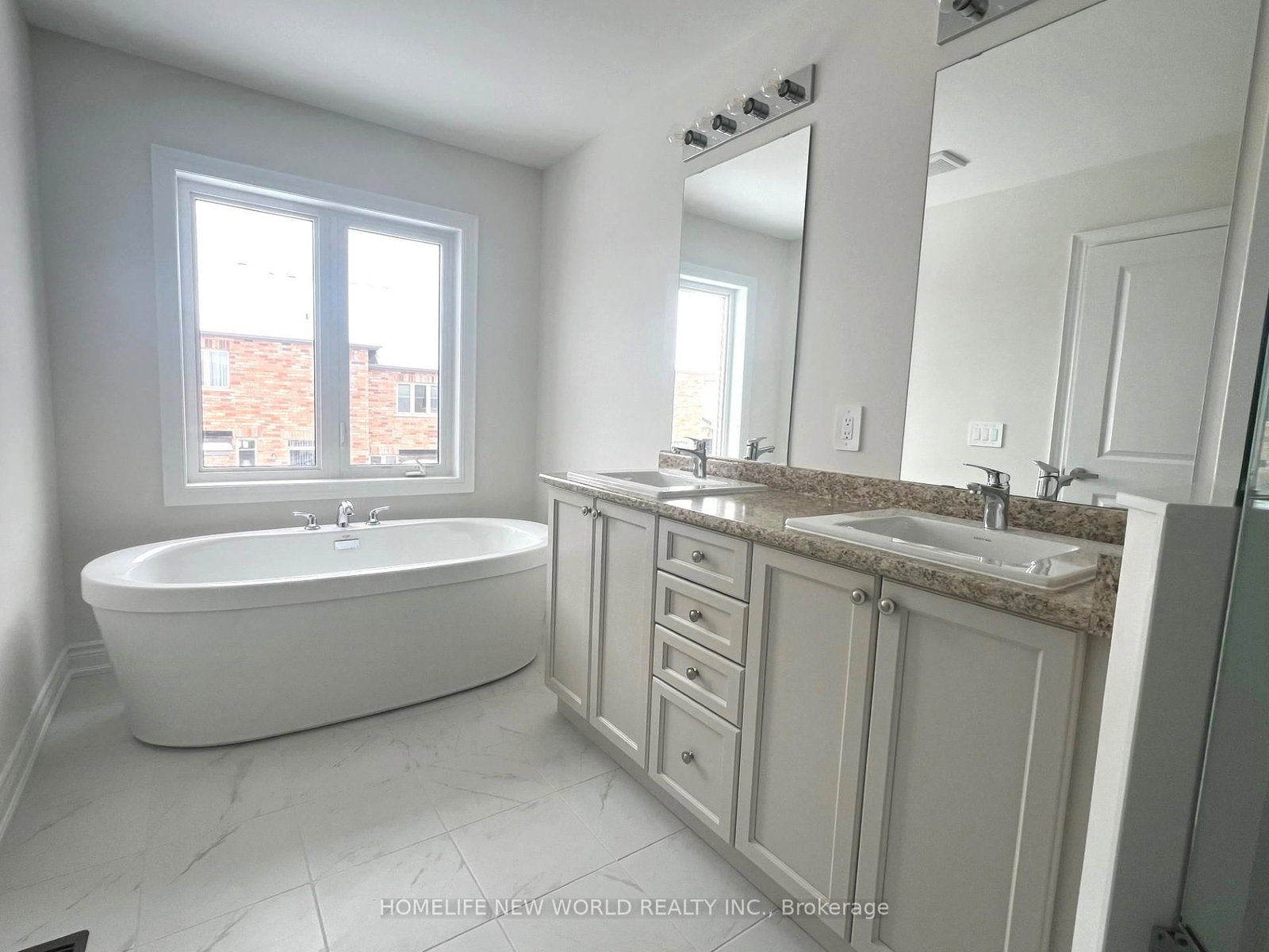105 Kenneth Rogers Crescent - Photo 10