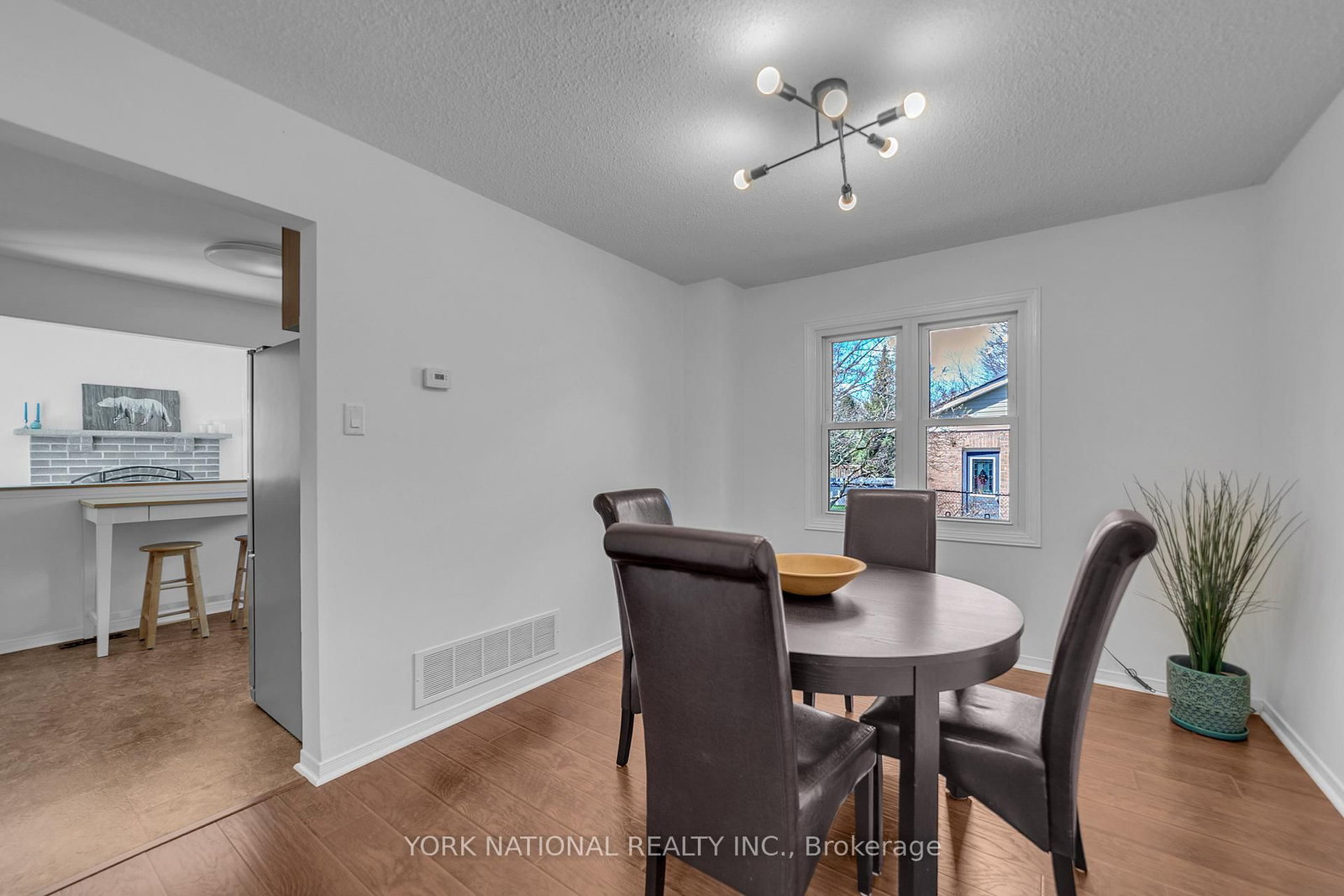 1 Eves Court - Photo 7