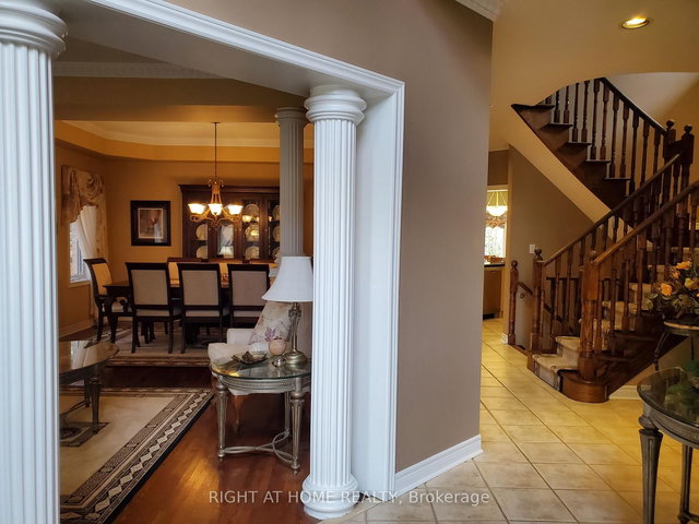 10 Red Ash Drive