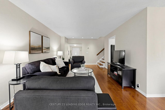 5 Madsen Crescent