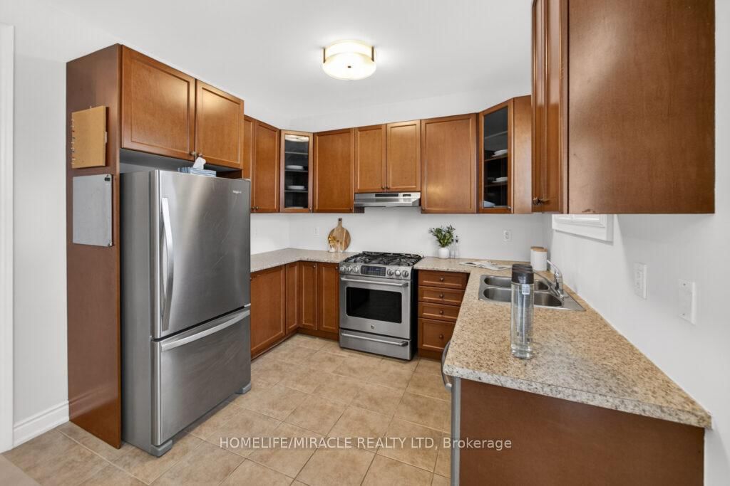 211 Wardlaw Place - Photo 19