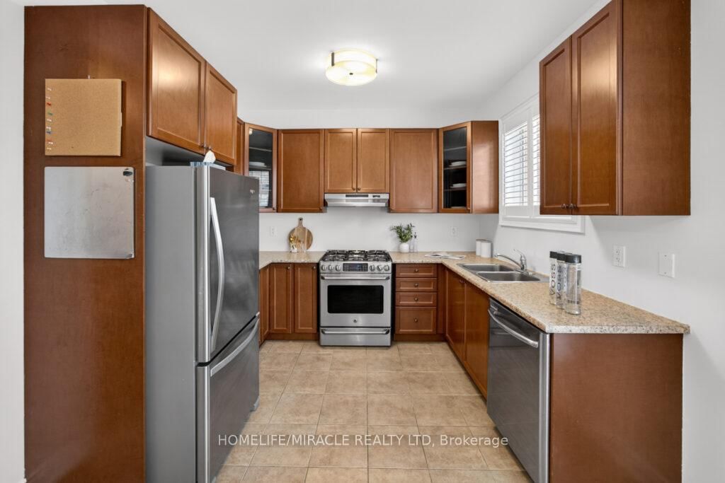 211 Wardlaw Place - Photo 20