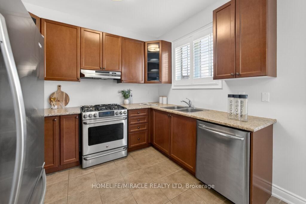 211 Wardlaw Place - Photo 21