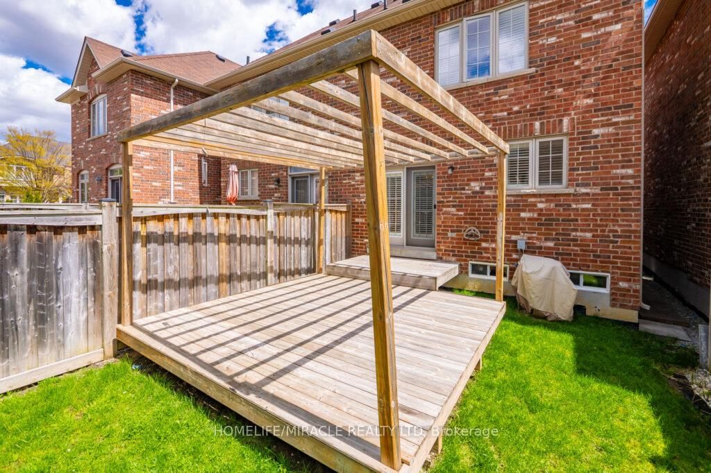211 Wardlaw Place - Photo 39