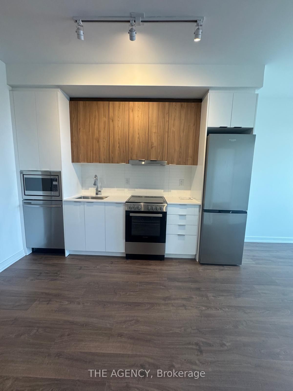 9751 Markham Road, Unit B1802 - Photo 18