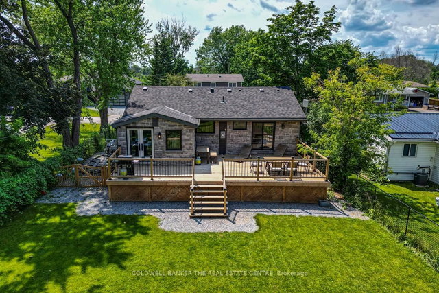 15 Blue Jay Boulevard