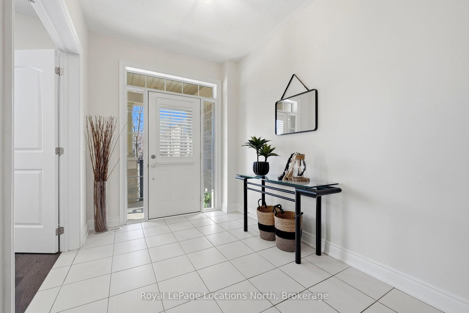 118 Puccini Drive • Richmond Hill, ON photo 3