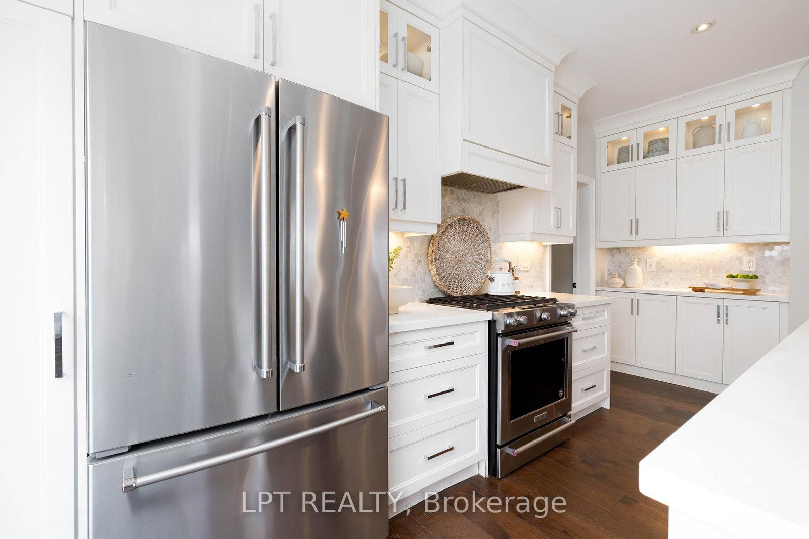 258 Andrew Street - Photo 12