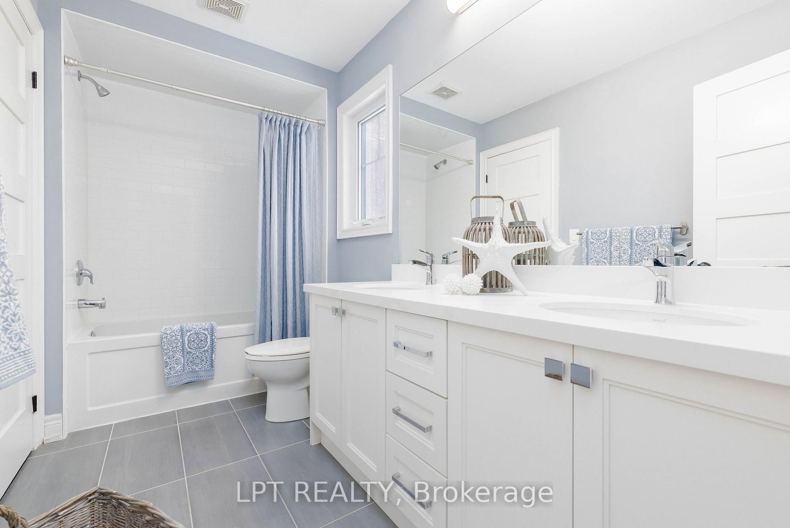 258 Andrew Street - Photo 32