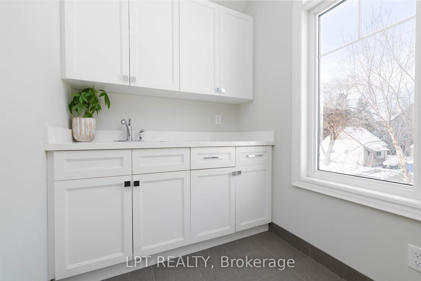 258 Andrew Street - Photo 34