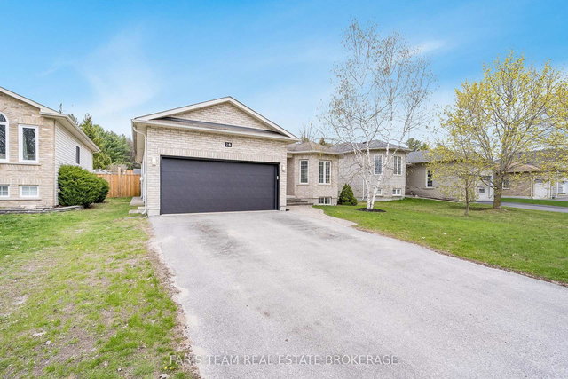 28 Stonemount Crescent