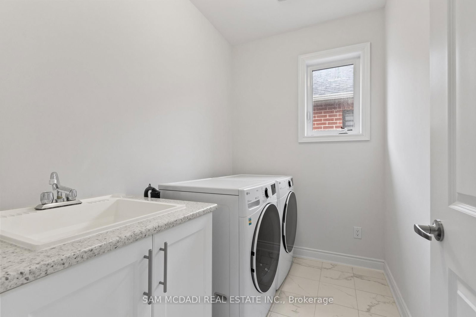 99 Black Walnut Court - Photo 36