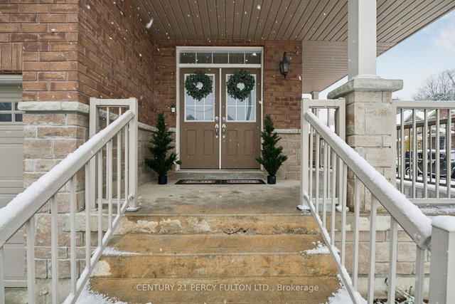 2 Prosser Crescent