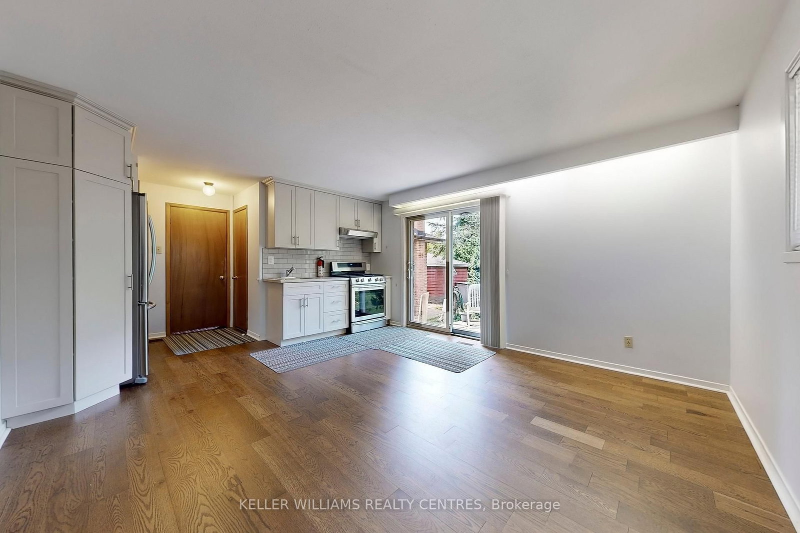 252 Elgin Mills Road W, Unit Unit B - Photo 2