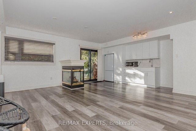 193 Fairlane Crescent