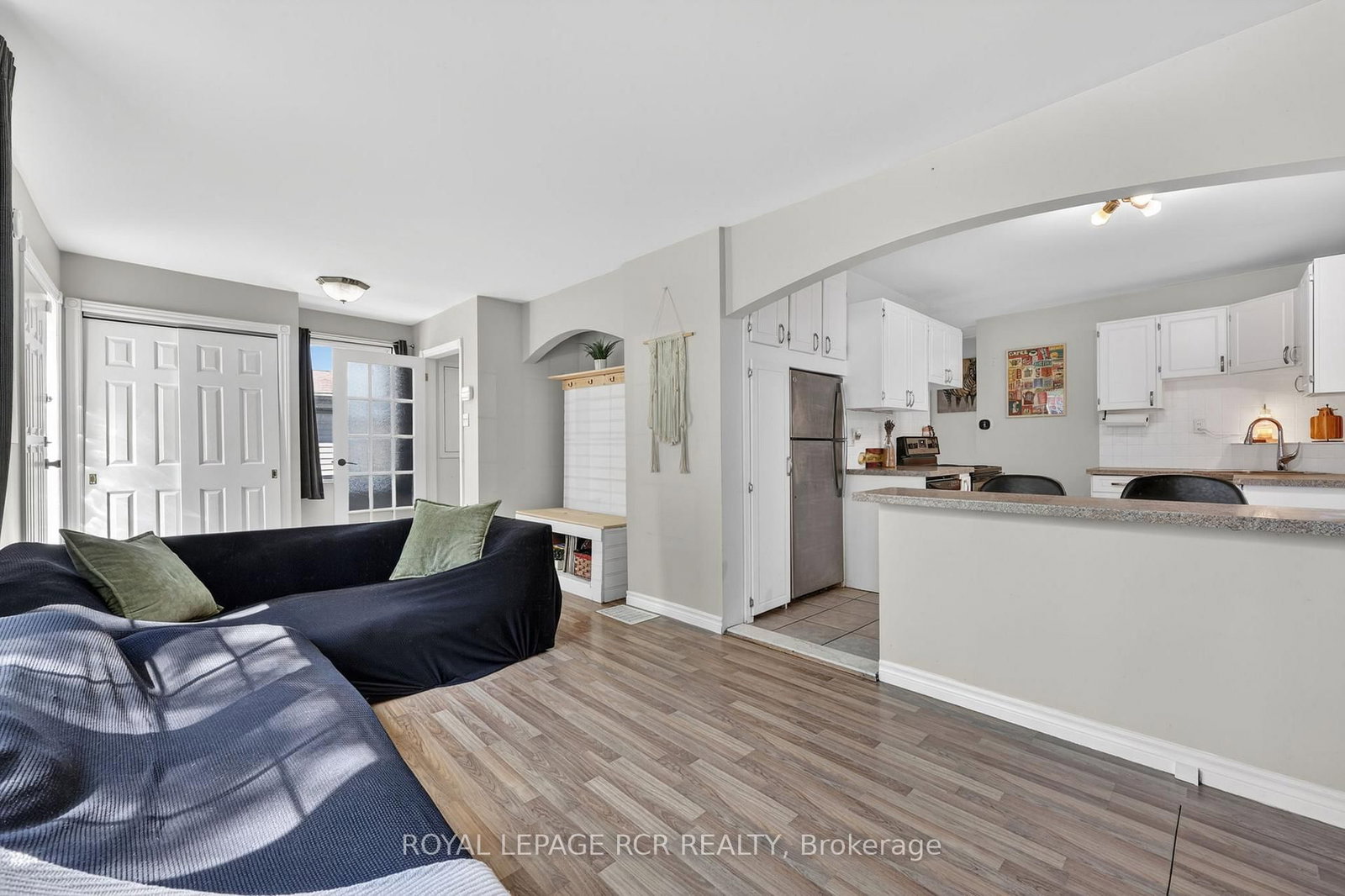 266 Kenwood Avenue - Photo 12