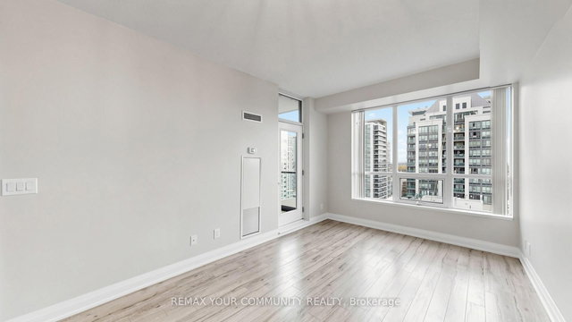 1110 - 20 North Park Road