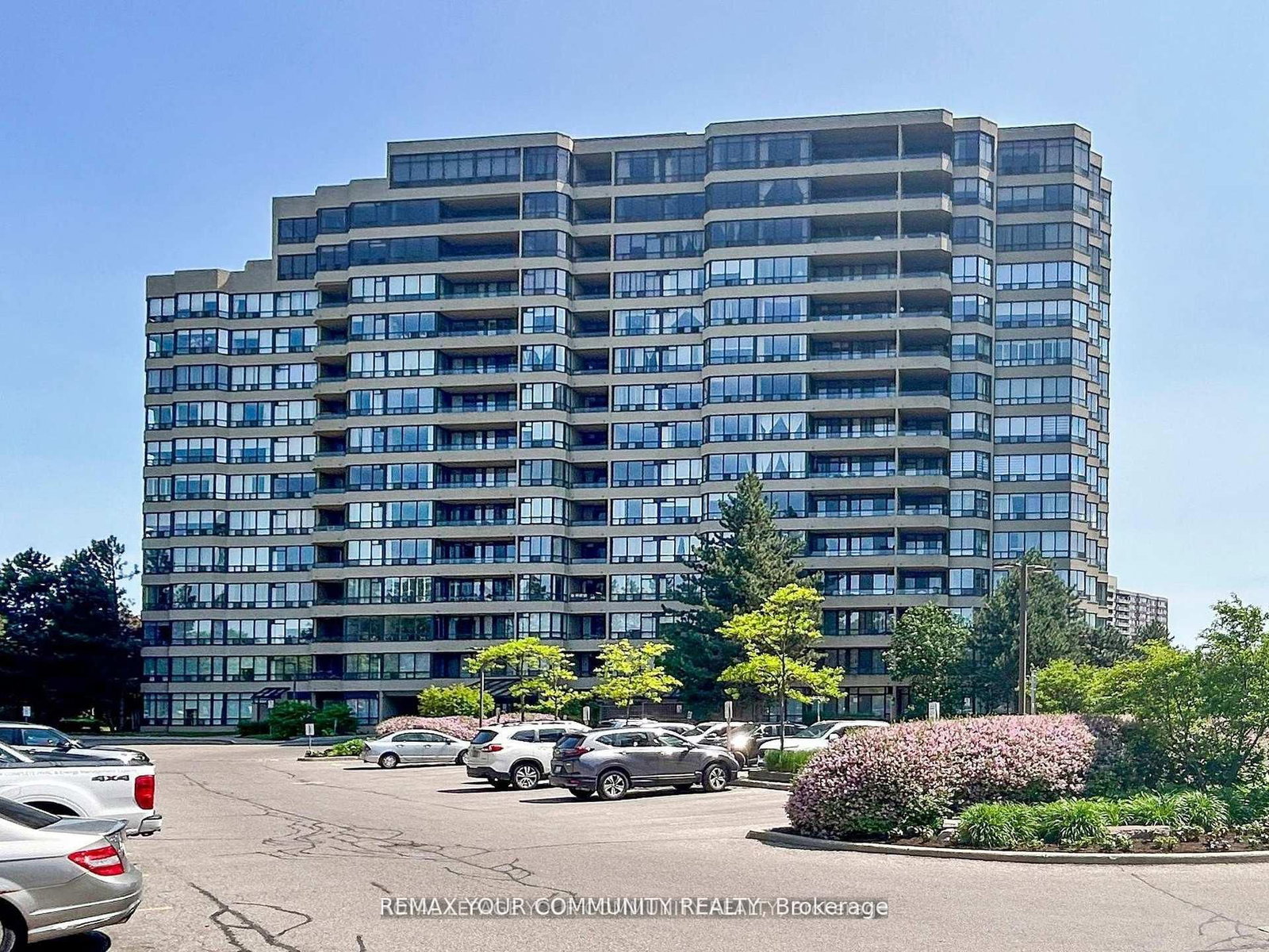 32 Clarissa Drive, Unit 324