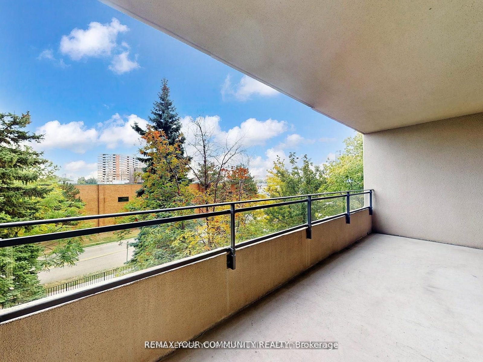 32 Clarissa Drive, Unit 324 - Photo 23