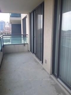 310 Red Maple Road, Unit 501 - Photo 12